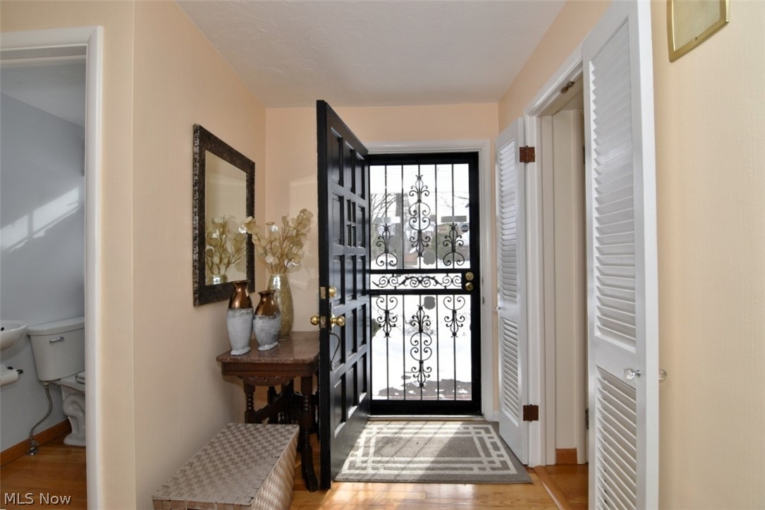 Forest Hill 10 - Residential