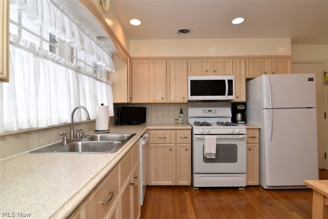 Forest Hill 10 - Residential