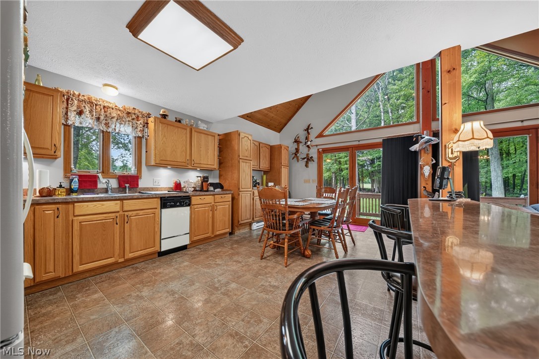 Coffee Creek Estates - Residential
