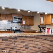 Twin Lakes - Residential