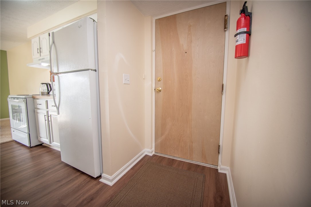 Inner Circle Condo - Residential
