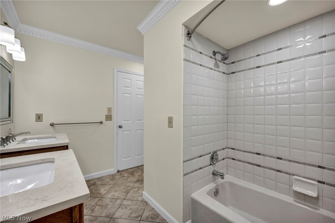 Hilliard Woods Estates - Residential