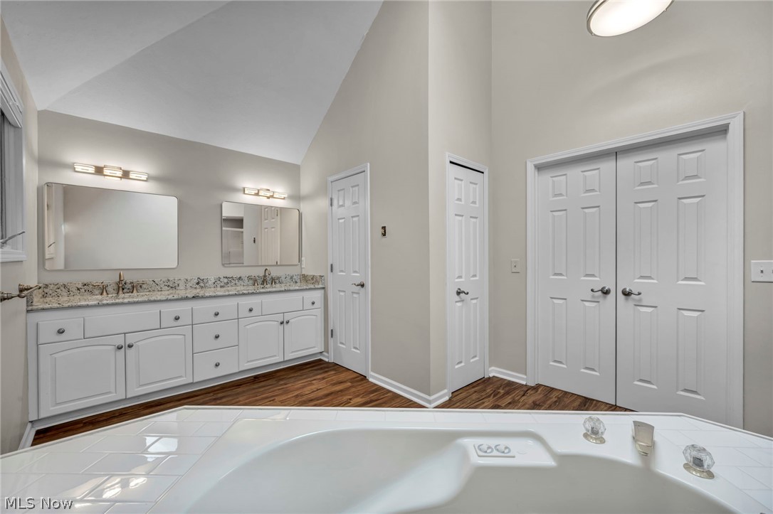 Hilliard Woods Estates - Residential