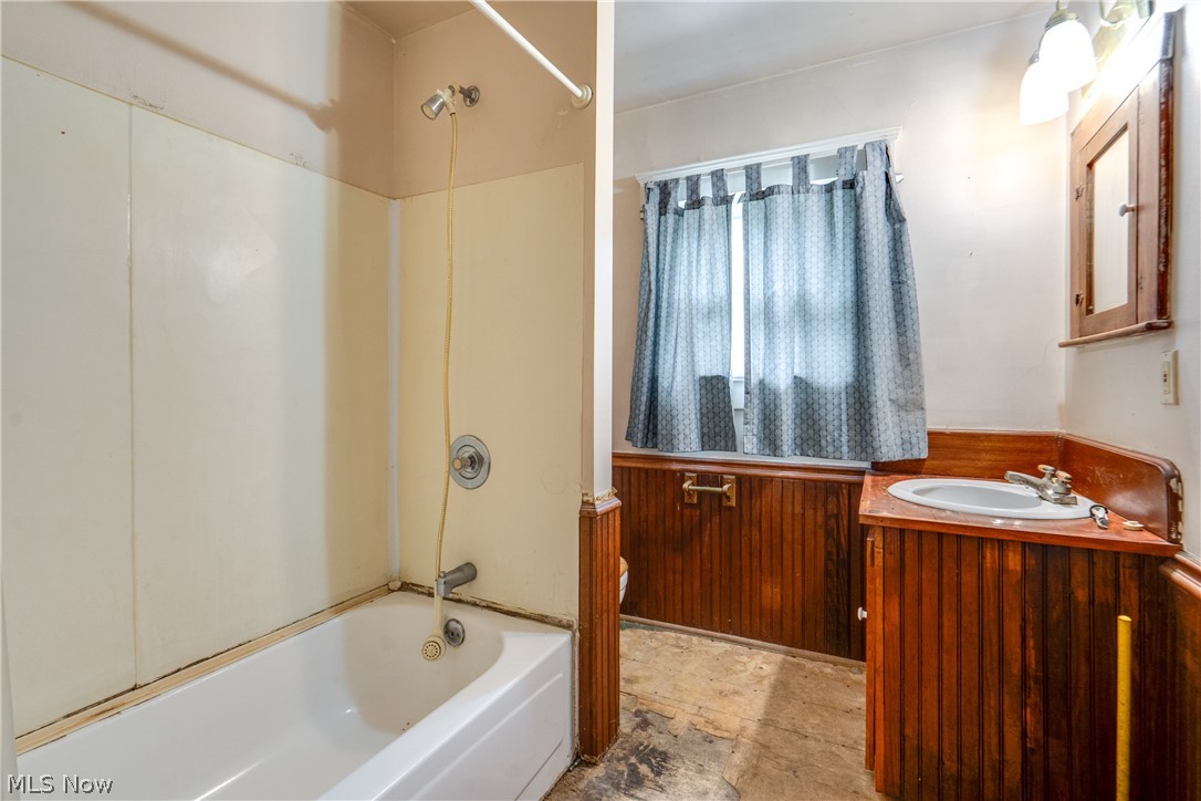 City/Akron - Residential