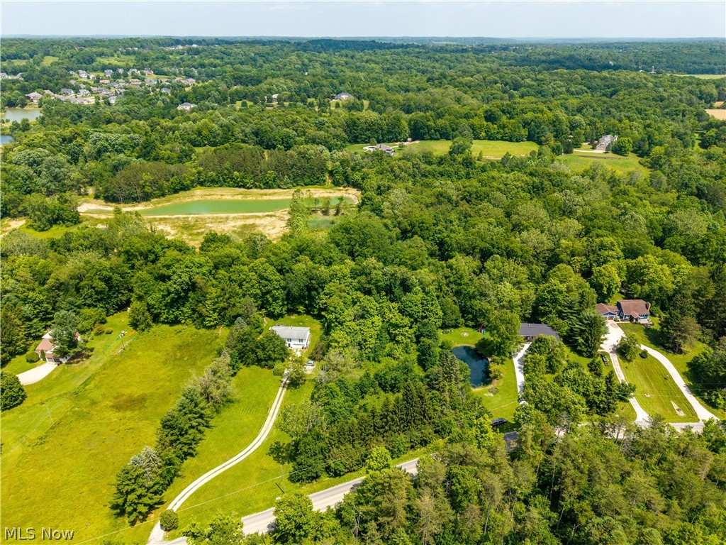 Montville - Land