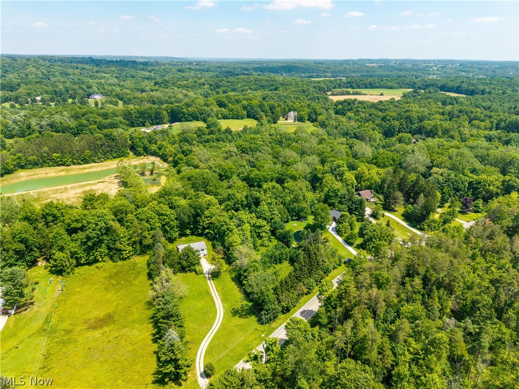 Montville - Land