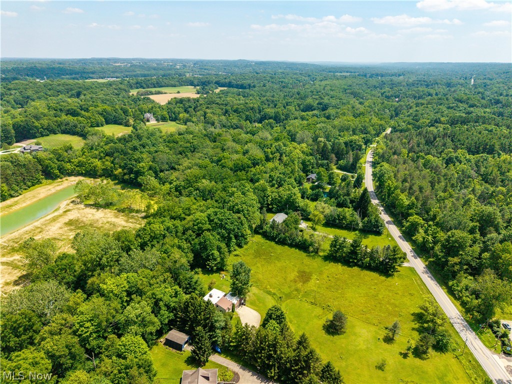 Montville - Land