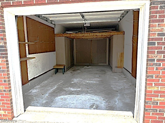 Valley Manor Condo - Residential