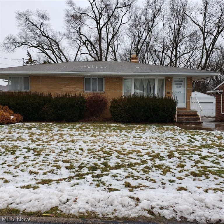 new price!!!!!           One floor living,  3 bedroom 1.5 half bath, one bath off the master bedroom, some updates needed, move right in, not a shared drive. Two car detached garage. Full two sided basement. Easy to show, call today for a private showing.