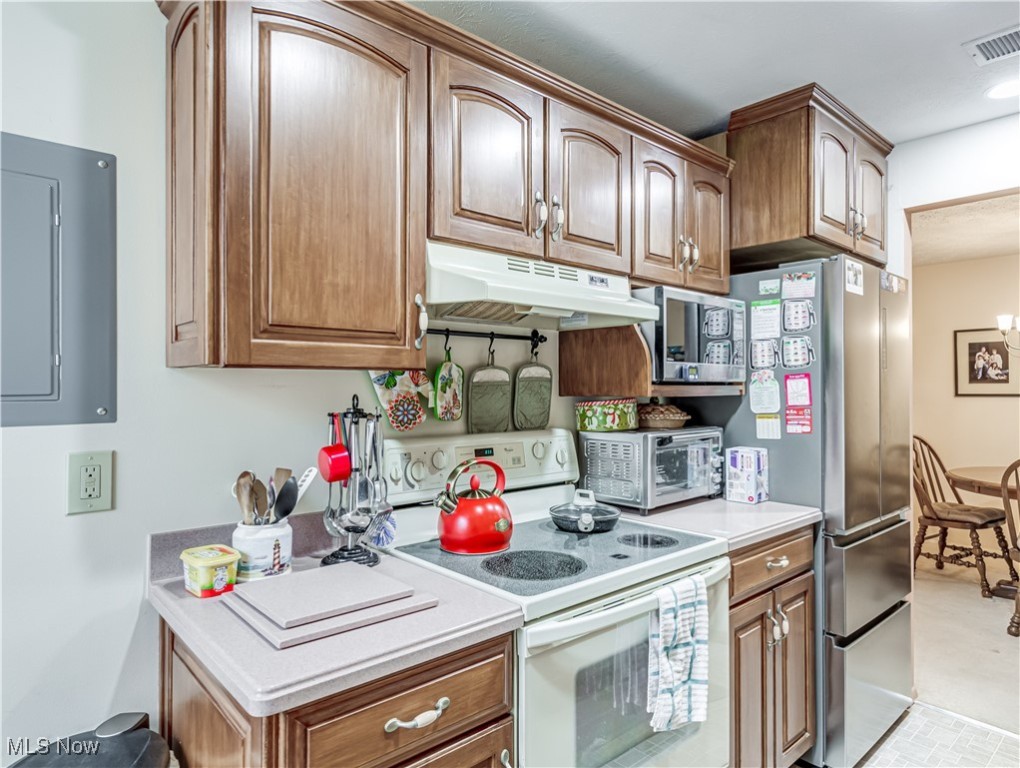 Silver Lake Towers Condo - Residential