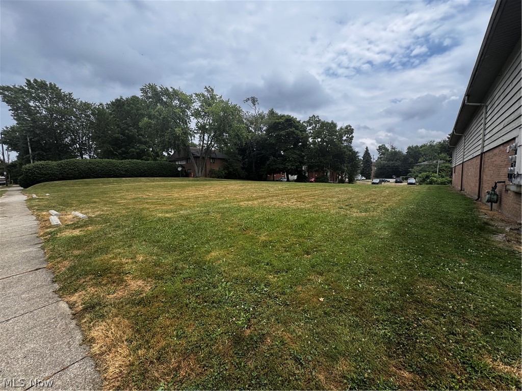 City Lots for sale in close proximity to the University of Akron.  Five parcels are being offered as a package deal.  Property is zoned U-2 Apartment House. Great opportunity to build a multi-family unit with lots of parking. Please reach out to listing realtor with any questions. Buyer to do all due diligence.