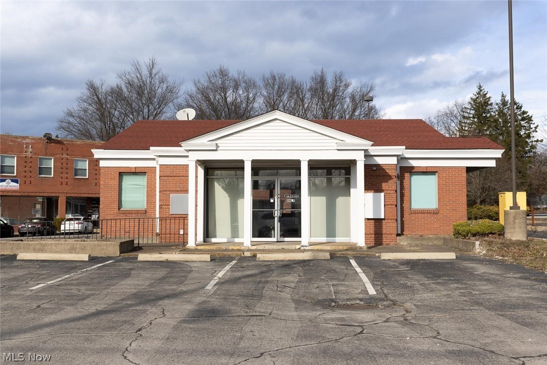 This freestanding commercial building, formerly a bank, is situated on a corner lot in a high-traffic area, offering excellent visibility and access. The property features a large parking lot and an existing drive-through, and was most recently being prepared for a convenience-style retail use, demonstrating readiness for customer-facing operations. Recent improvements include fresh paint and new LVT flooring, creating a clean, modern interior ready for immediate use. The flexible layout supports a wide range of commercial uses, including retail, office, medical, or professional services. The purchase price includes select fixtures, shelving, and upright display coolers currently on site. If the buyer does not wish to retain these items, the purchase price will be adjusted accordingly.
This is a high-visibility, adaptable commercial property well suited for an owner-user or investor.