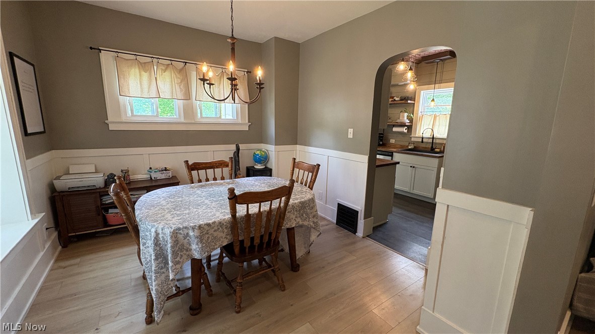 John H. Schiller's Aloments - Residential