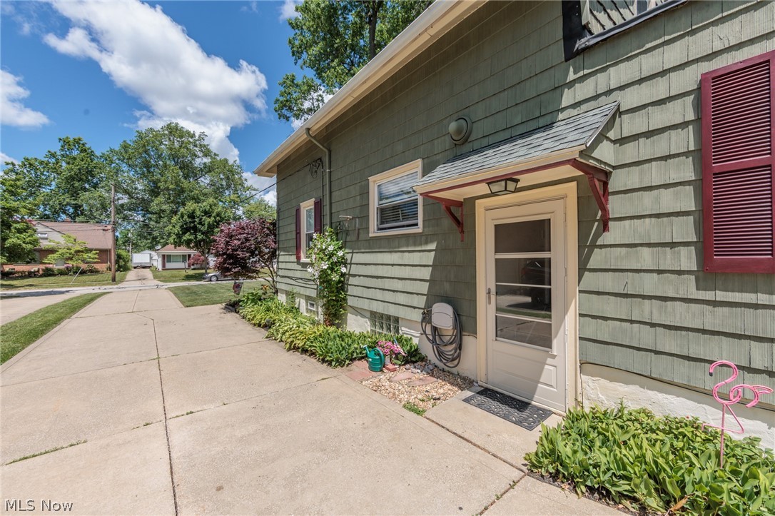 E T Buel - Residential