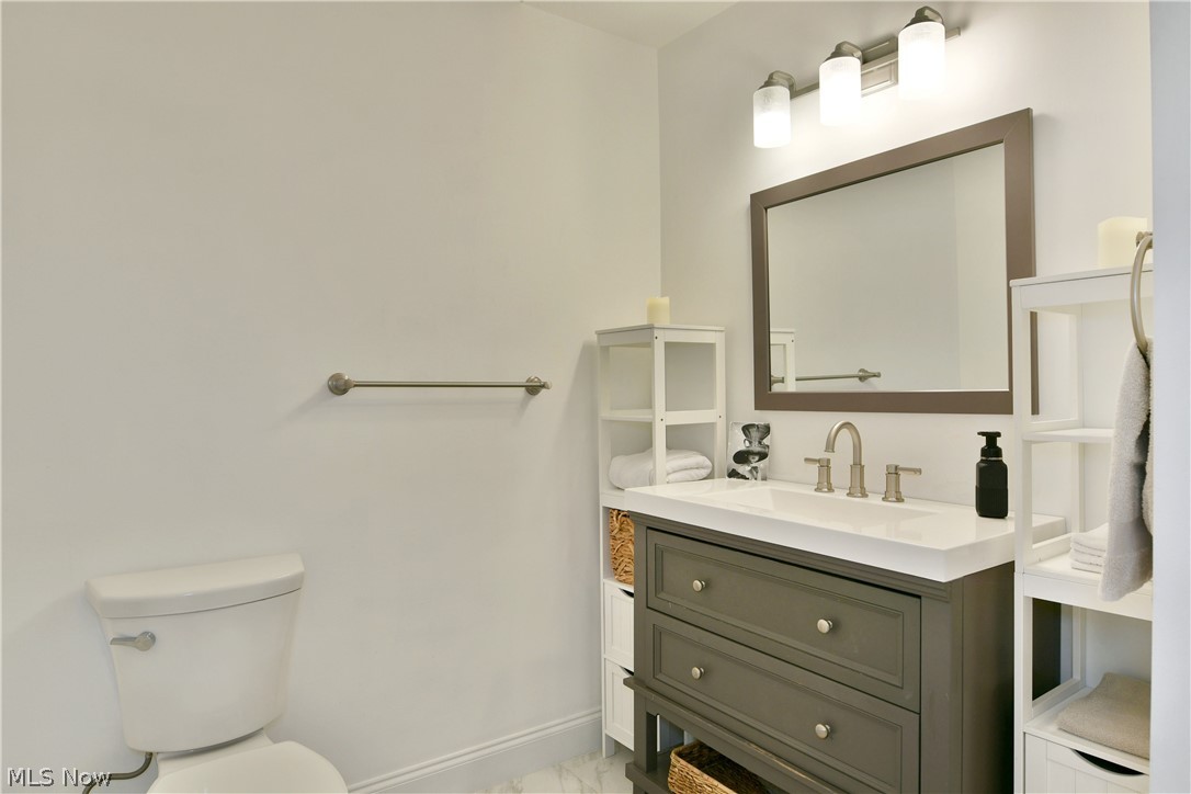 River Glen Condos Ph 01 - Residential