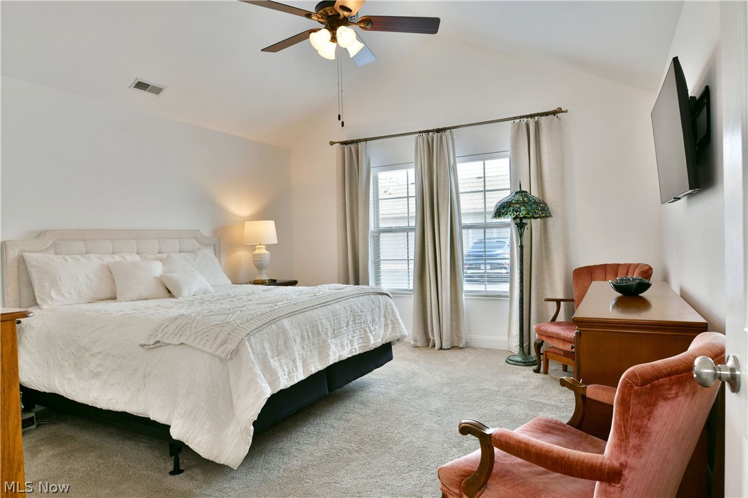 River Glen Condos Ph 01 - Residential