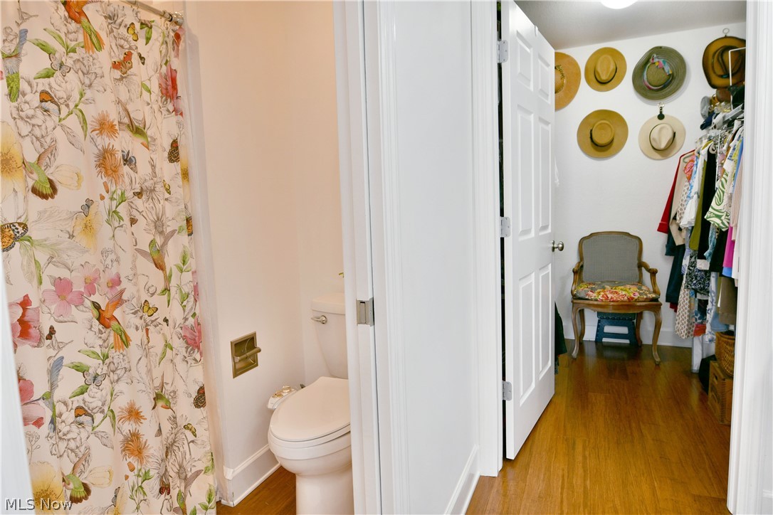 River Glen Condos Ph 01 - Residential