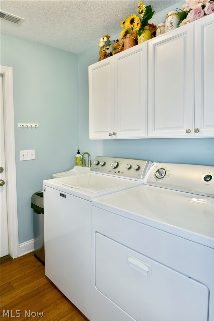 River Glen Condos Ph 01 - Residential