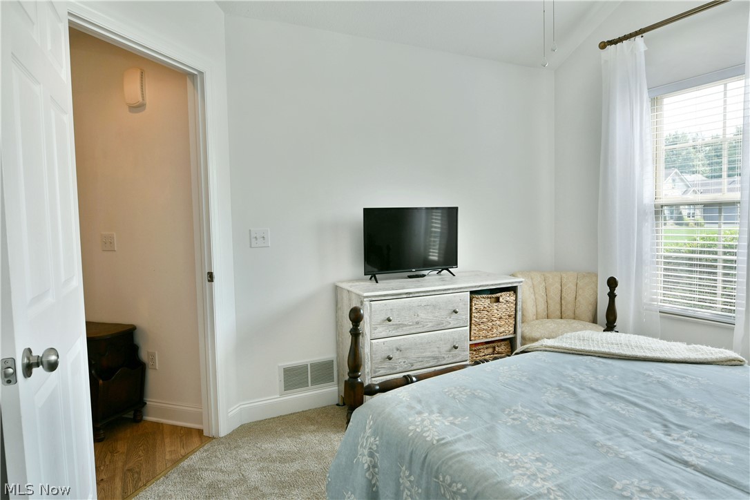 River Glen Condos Ph 01 - Residential