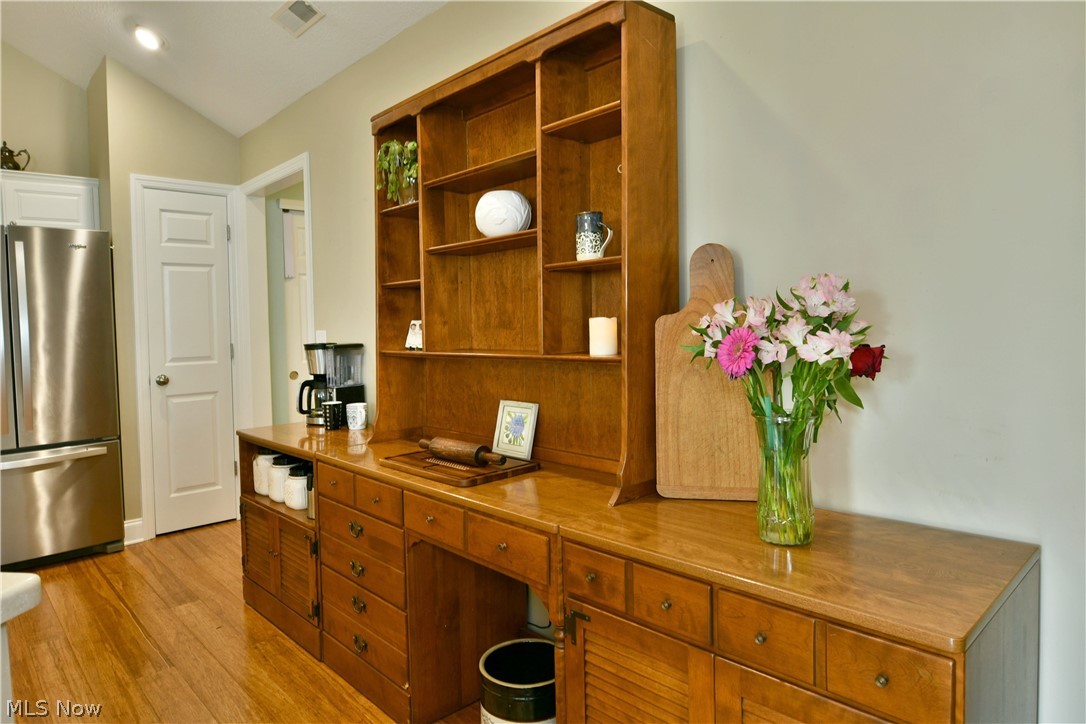 River Glen Condos Ph 01 - Residential