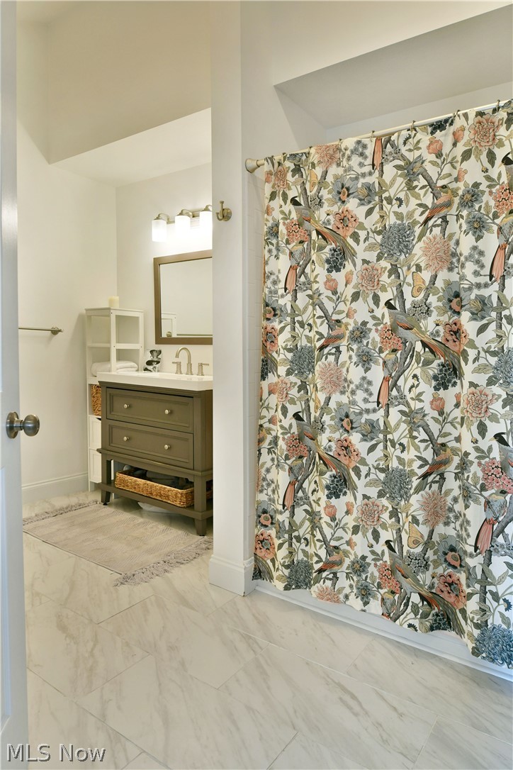 River Glen Condos Ph 01 - Residential