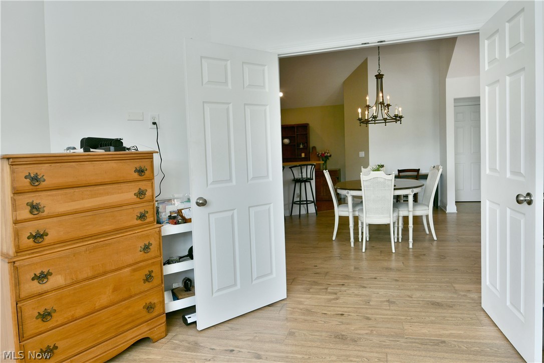 River Glen Condos Ph 01 - Residential