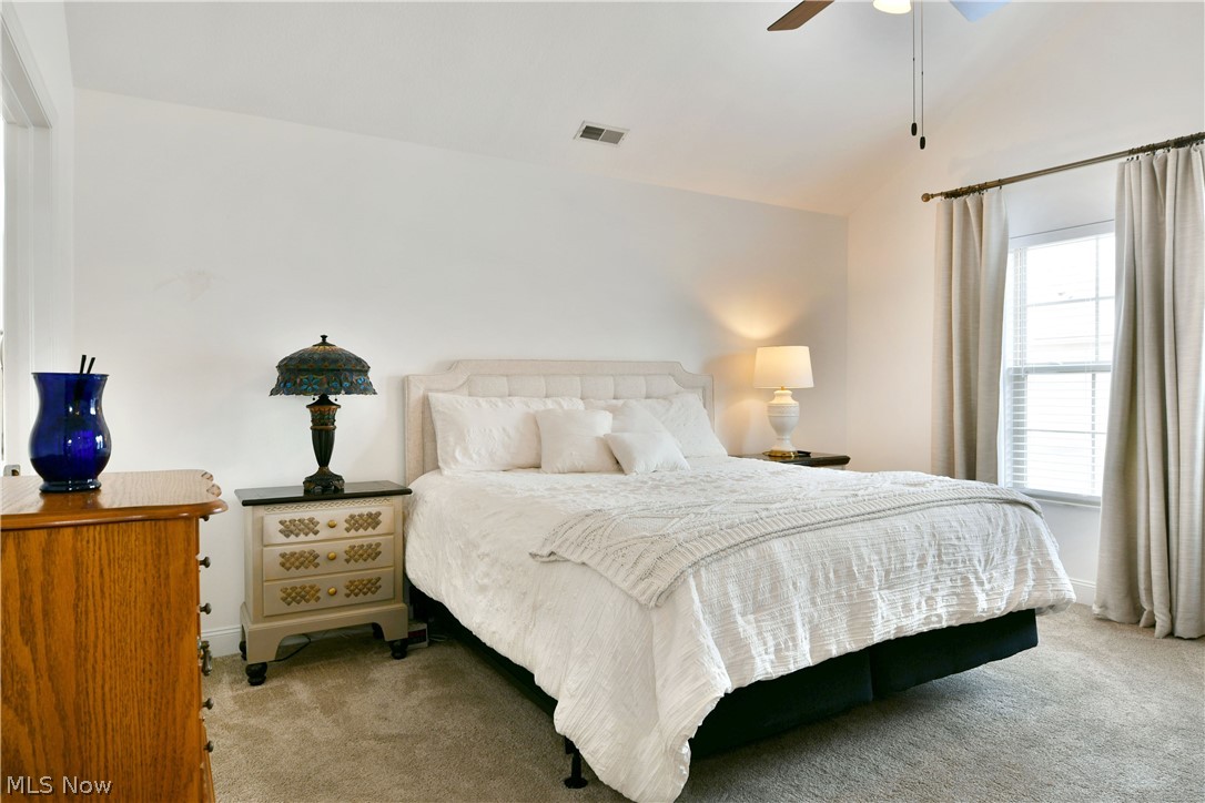 River Glen Condos Ph 01 - Residential
