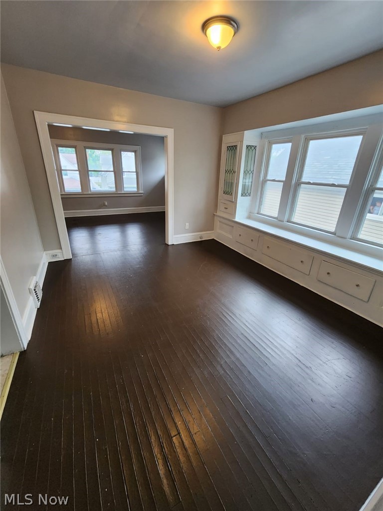 C M Mixs Sub - Residential Lease