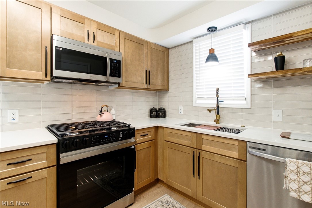 Cedar Centre - Residential