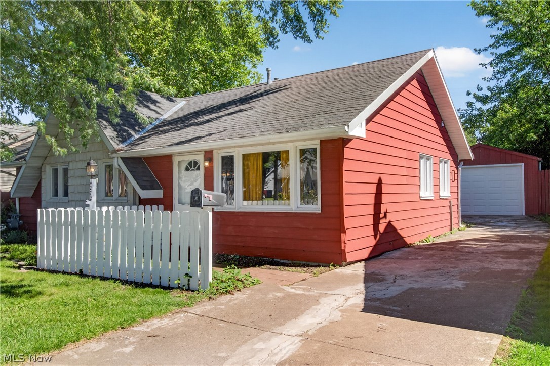 Knickerbocker - Residential