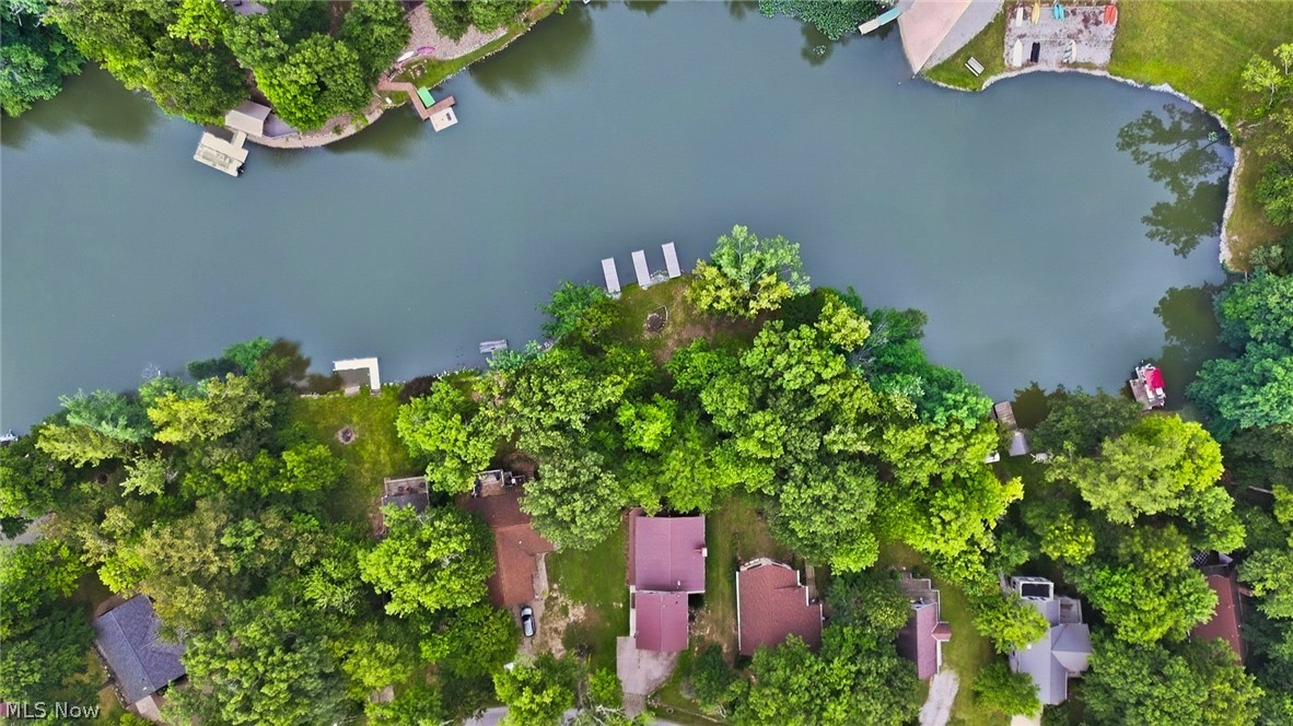 Cinnamon Lake - Residential
