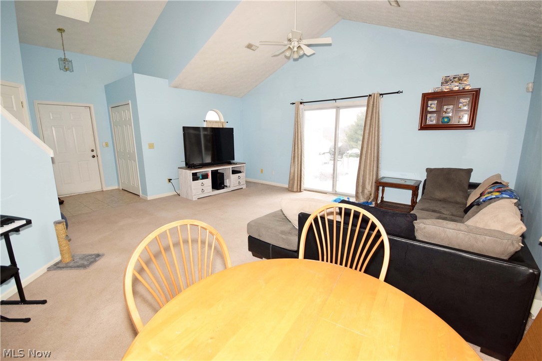 Hilltop Terrace Condo Ph 03 - Residential