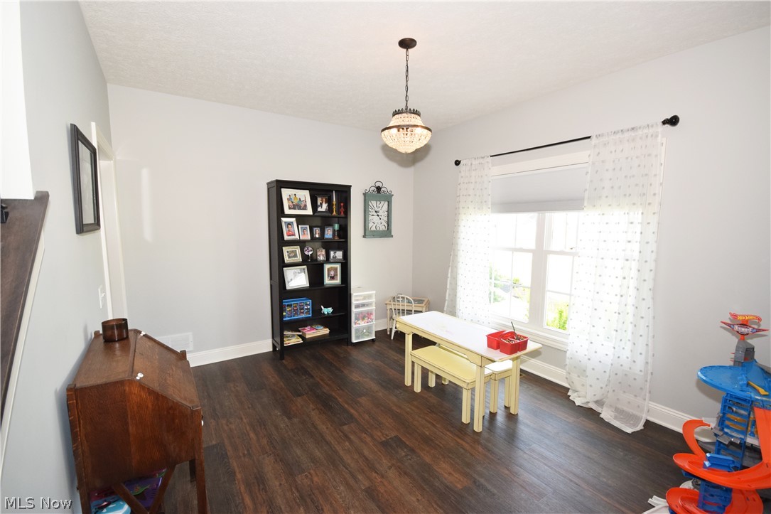 Danbury Glen Estate - Residential