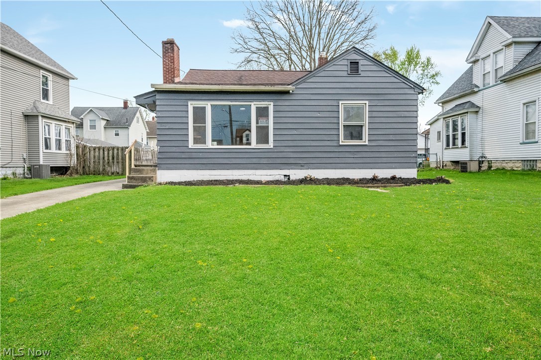 Beautifully updated 2-bedroom home in Niles! This charming home offers many recent updates, making it a wonderful place to relax, unwind, and take pride in ownership. The living room features a fireplace, while the two main-floor bedrooms are separated by a full bath for added privacy. The kitchen opens to a dedicated dining area, creating a functional and inviting layout. Recent paint, flooring, and other improvements add to the home’s appeal. A full basement provides plenty of storage space and laundry area, and the oversized 2-car garage is a great bonus. Schedule your showing today!