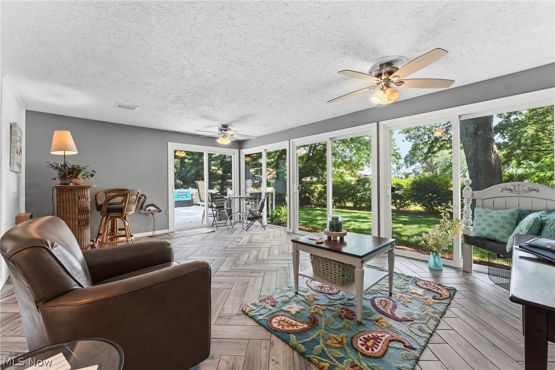 Bob O Link - Residential