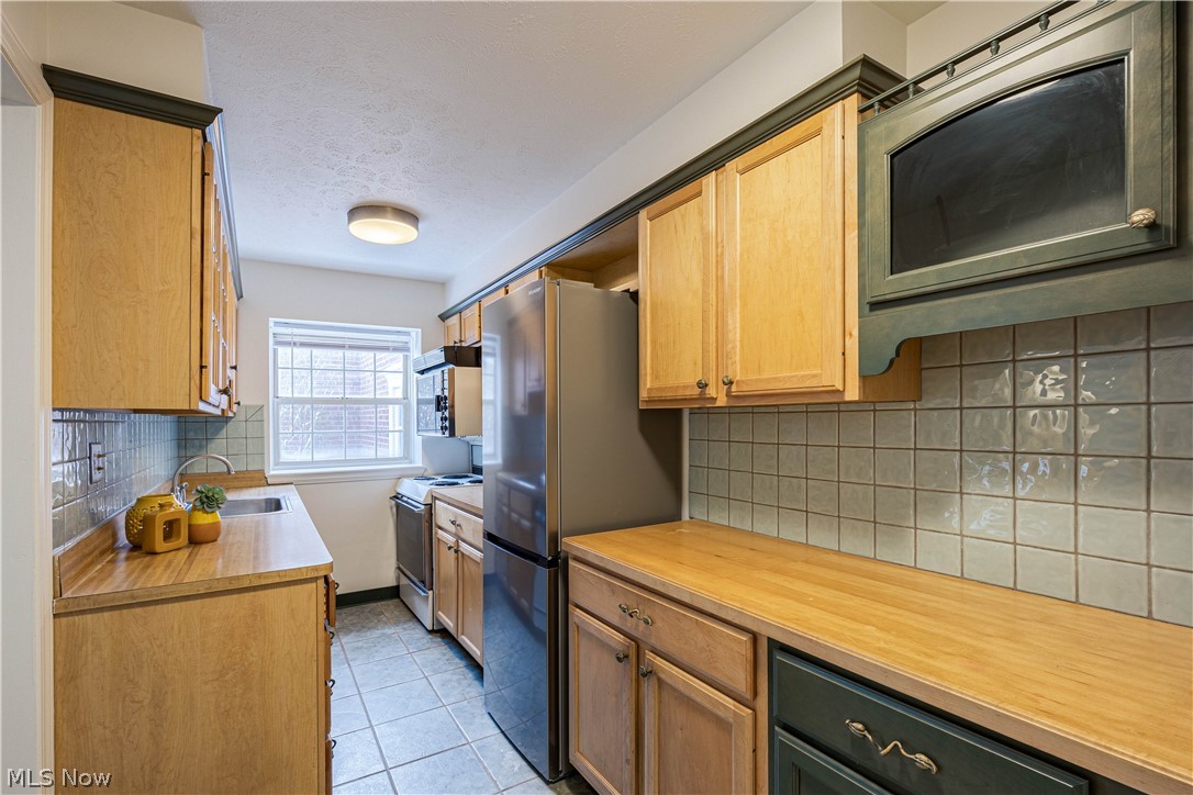 Royal Court - Residential Lease