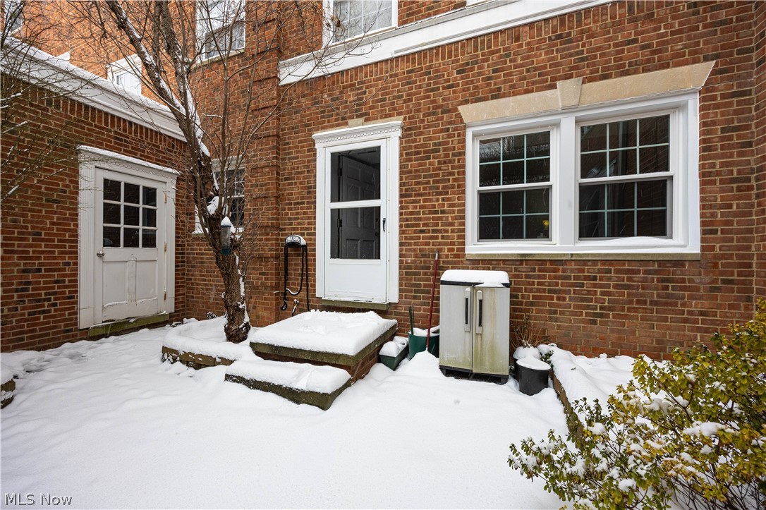 Royal Court - Residential Lease