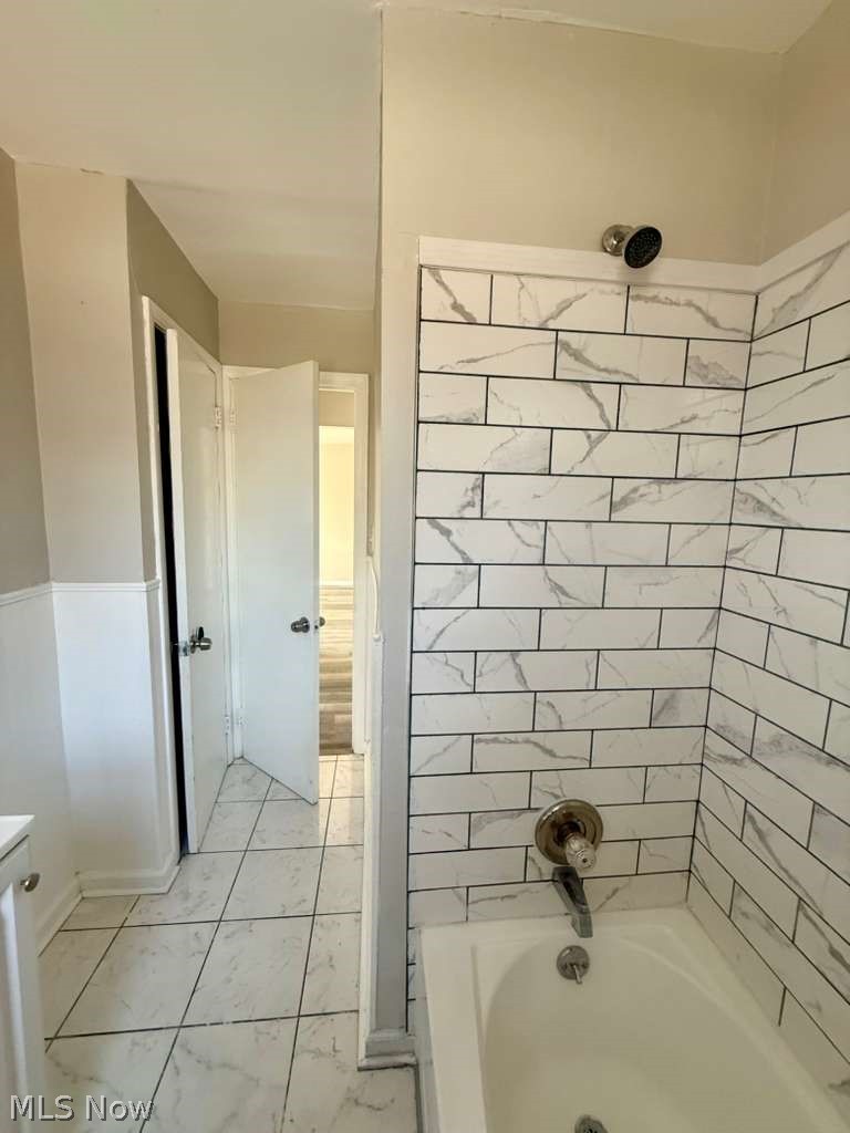 Cedar Centre - Residential Lease