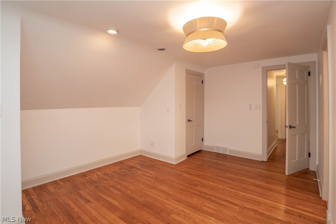 Kirkland Woods - Residential