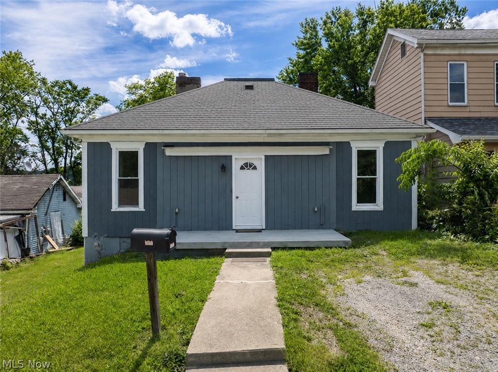 Completely refreshed and move-in ready! This 1,450 sq ft, inviting 3-bedroom, 1 bath home features a brand-new roof, all new paint, flooring and updated fixtures throughout. Enjoy the warm, welcoming interior and the convenience of a large, 2 car detached garage. A great opportunity for anyone in any phase of life looking for low-maintenance living in Mingo Junction!