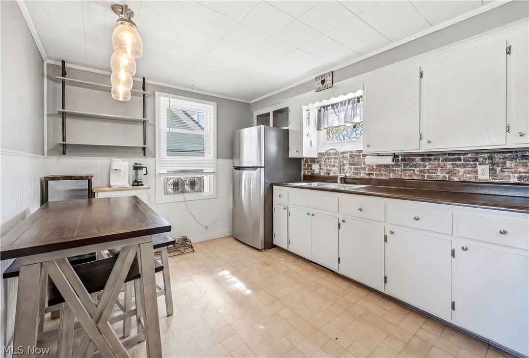 Betty Milo 1 - Residential