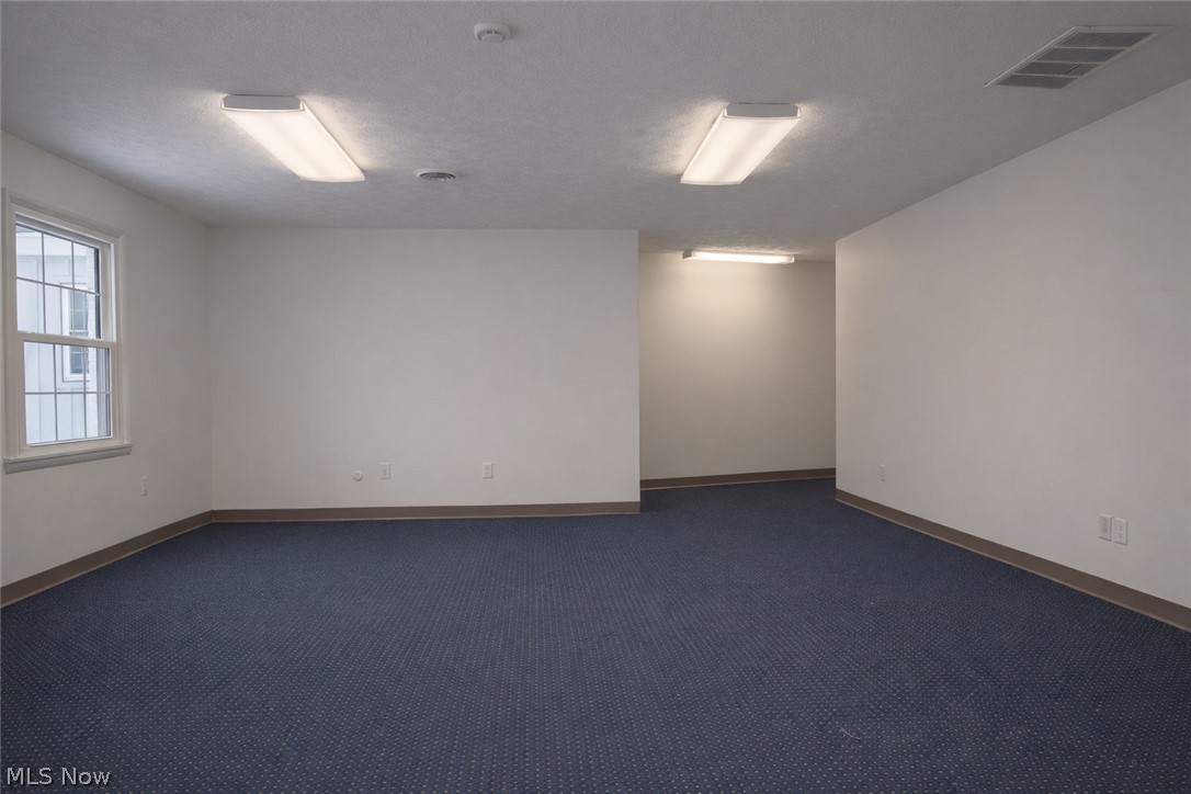 Liberty Commons - Commercial Lease