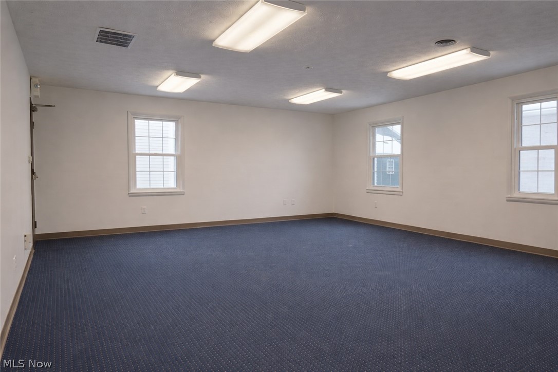 Liberty Commons - Commercial Lease