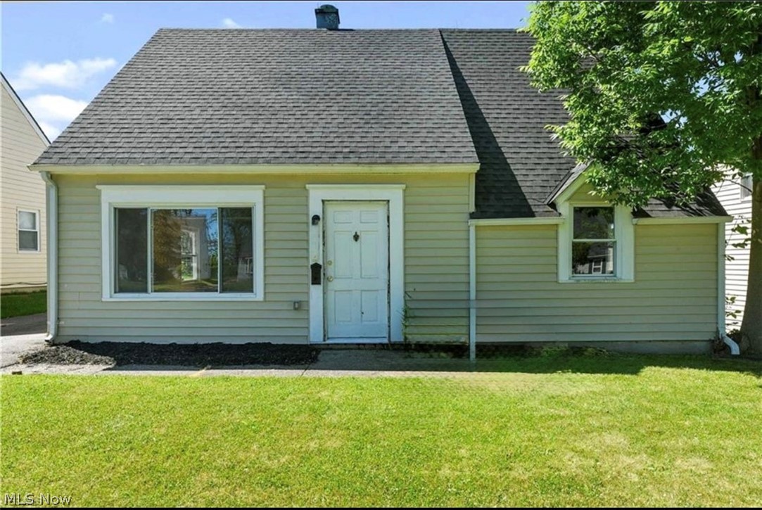 Nice home for a small family just starting out. Very cozy. Freshly painted, new carpet, updated kitchen, new appliances. Very easy to maintain. Large fenced-in backyard. Two bedrooms on the main floor and two on the second floor. Home within walking distance to schools, shopping and hospital. Minutes from freeway. Updates include Furnace 2019, Roof, HWT & electrical 2018. Driveway 6/2026 - Home will be POS Compliant