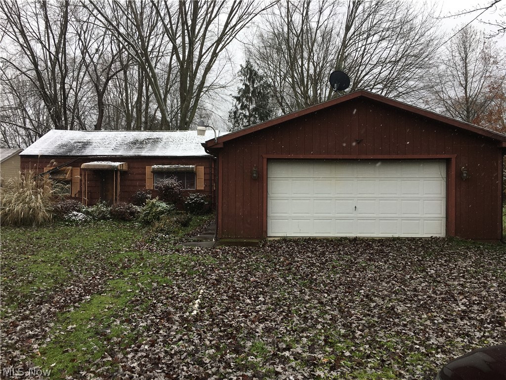 Tons of Potential! Vacant Home - No utilities - Damage to roof caused inside damage.