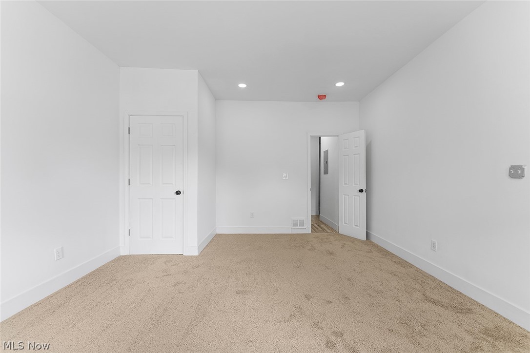 W J Crawfords - Residential Income
