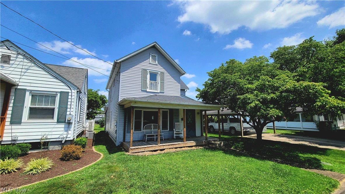 Glass Works Ad - Residential