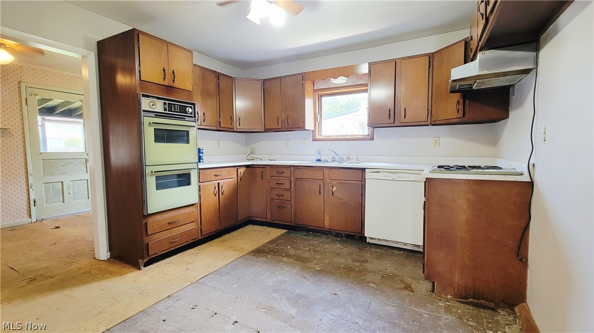 Glass Works Ad - Residential