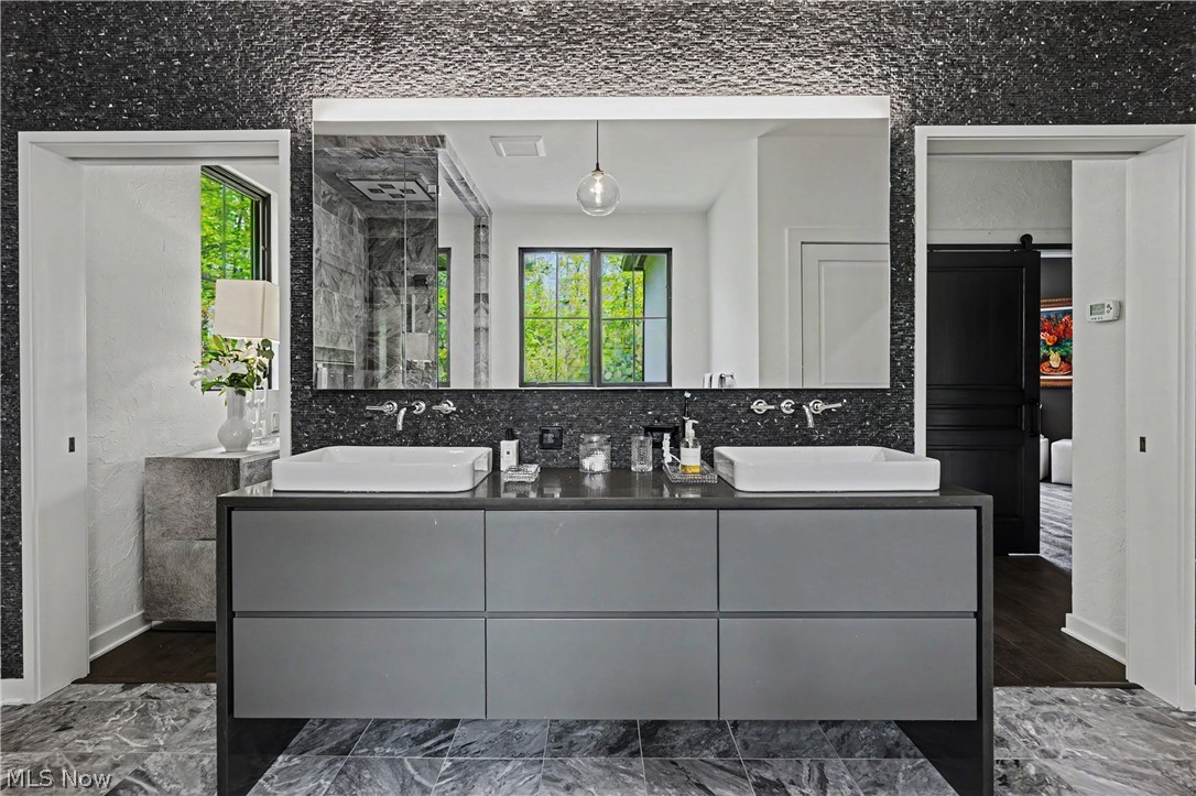 Kemp Crest Estates - Residential