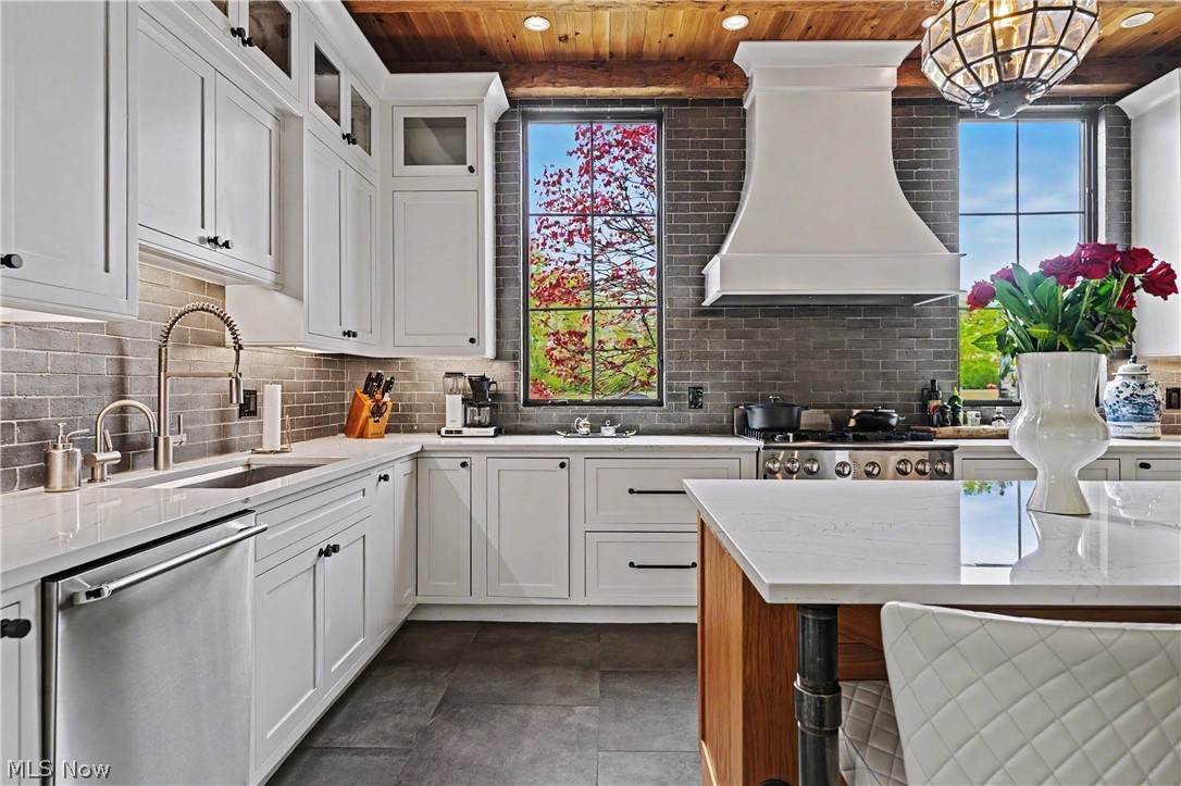 Kemp Crest Estates - Residential